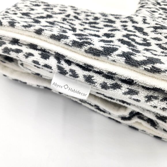 ABYSS White / Grey Animal Print Luxury Cotton Portozimbia Beach Towel 39x78 in - Picture 3 of 6